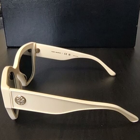 TORY BURCH Ivory Cat Eye Sunglasses TY7184U  I - Picture 8 of 15